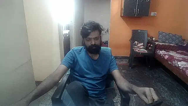 Snapshot of Indiaguy4u chatting on December 31, 2024, 8:04 am Indiaguy4u online show from December 31, 2024, 8:04 am