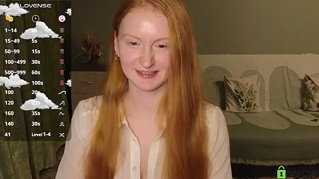 Snapshot of astoria_ross_ chatting on December 15, 2025, 3:16 pm astoria ross online show from December 15, 2025, 3:16 pm