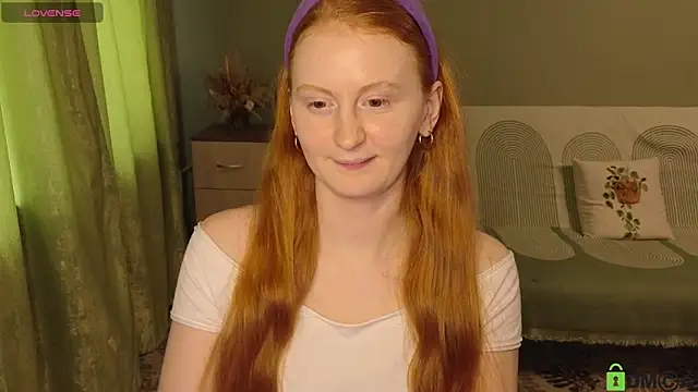 Snapshot of astoria_ross_ chatting on May 21, 2026, 3:08 pm astoria ross online show from May 21, 2026, 3:08 pm