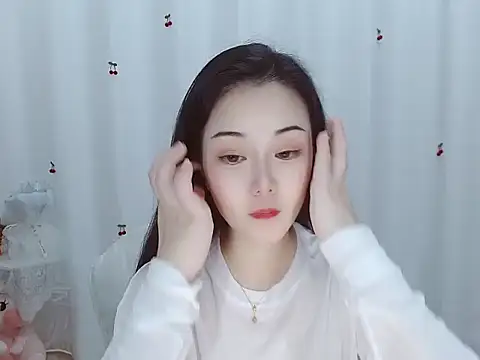 Angel-C online show from October 31, 2025, 1:39 am