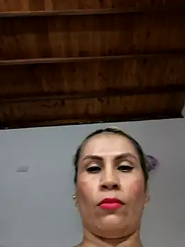 Snapshot of shelby_kutter chatting on November 19, 2025, 3:34 pm shelby kutter online show from November 19, 2025, 3:34 pm