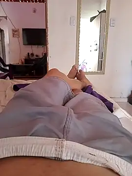 JOHN GOSTOSO online show from October 25, 2025, 2:13 pm