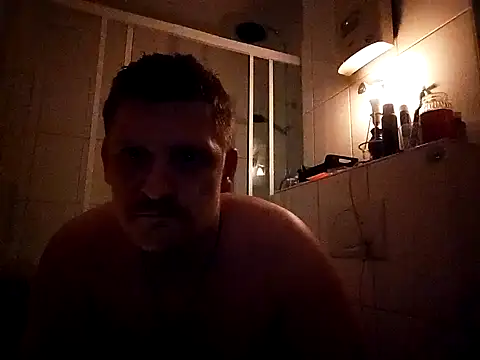 Snapshot of Mranaloque chatting on July 11, 2026, 11:50 pm Mranaloque online show from July 11, 2026, 11:50 pm