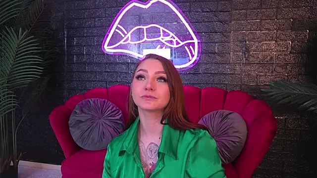 ScarlettQuate online show from March 5, 2025, 5:39 pm