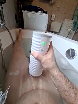 toeloverlive online show from March 2, 2026, 8:21 am