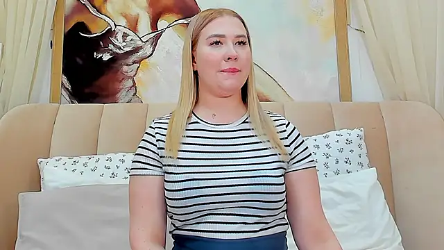 LunaHouston online show from January 26, 2025, 7:09 pm