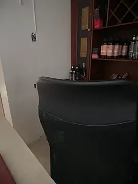 Snapshot of SSCARLETH_ chatting on February 10, 2026, 11:47 am SSCARLETH online show from February 10, 2026, 11:47 am