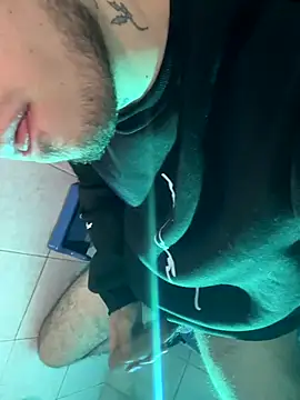 juandaa4558 online show from October 8, 2025, 5:16 am