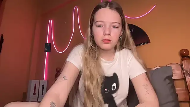 Snapshot of -veranito- chatting on December 14, 2025, 3:01 am -veranito- online show from December 14, 2025, 3:01 am