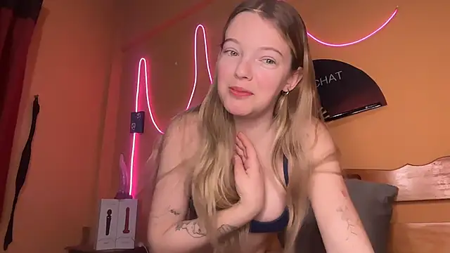 Snapshot of -veranito- chatting on December 15, 2025, 3:11 am -veranito- online show from December 15, 2025, 3:11 am