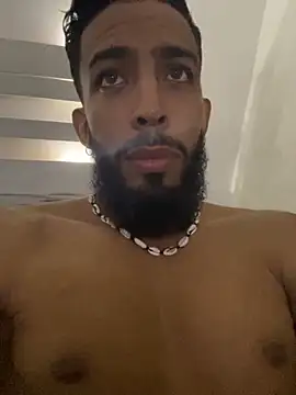 Alessandro  Rossi online show from November 19, 2025, 5:46 pm