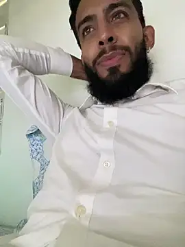 Alessandro  Rossi online show from February 13, 2026, 5:20 pm