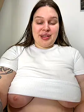 Snapshot of perfect_sweety_girl chatting on September 8, 2025, 8:30 pm perfect sweety girl online show from September 8, 2025, 8:30 pm