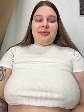 Snapshot of perfect_sweety_girl chatting on September 13, 2025, 8:30 pm perfect sweety girl online show from September 13, 2025, 8:30 pm