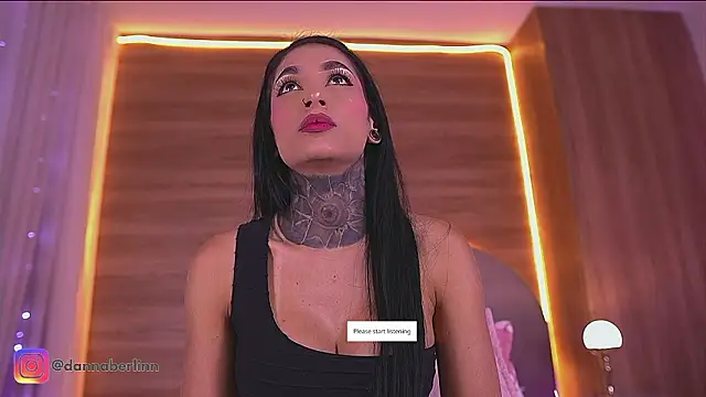 danna berlin  online show from March 14, 2026, 7:19 pm