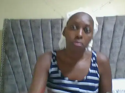 Snapshot of Dizzydose chatting on November 19, 2025, 10:32 pm Dizzydose online show from November 19, 2025, 10:32 pm