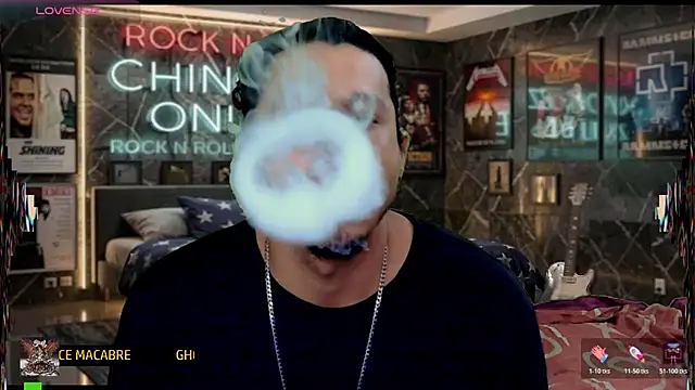 Snapshot of chino_roz chatting on June 10, 2026, 7:46 pm chino roz online show from June 10, 2026, 7:46 pm
