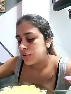 Snapshot of Latina_sexy1 chatting on February 15, 2025, 6:33 pm Latina sexy1 online show from February 15, 2025, 6:33 pm