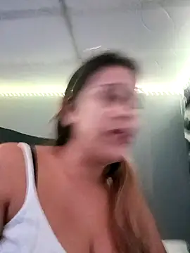 Snapshot of Latina_sexy1 chatting on February 24, 2025, 2:30 am Latina sexy1 online show from February 24, 2025, 2:30 am