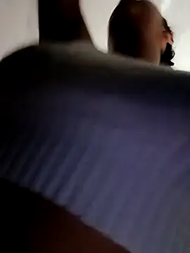 Snapshot of Latina_sexy1 chatting on March 21, 2025, 9:34 pm Latina sexy1 online show from March 21, 2025, 9:34 pm