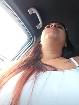 Snapshot of Latina_sexy1 chatting on September 20, 2025, 5:25 pm Latina sexy1 online show from September 20, 2025, 5:25 pm