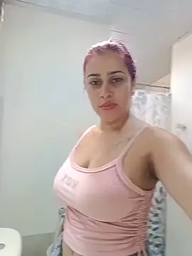 Snapshot of Latina_sexy1 chatting on May 17, 2026, 3:08 pm Latina sexy1 online show from May 17, 2026, 3:08 pm