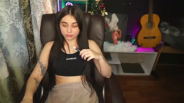 delicatedBailey online show from January 12, 2025, 7:21 am