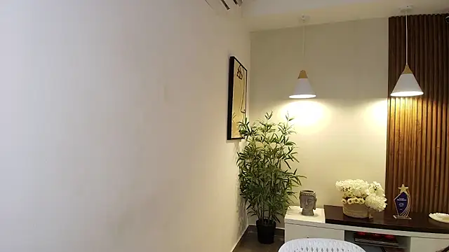 Sassy--Girl online show from March 27, 2026, 4:29 pm