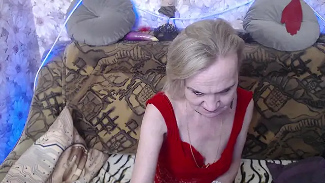 Snapshot of MissBekker chatting on February 2, 2025, 6:58 am MissBekker online show from February 2, 2025, 6:58 am