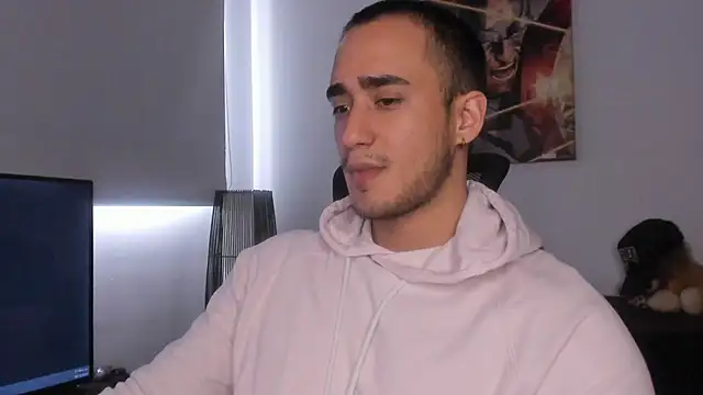 AlexRivera6 online show from December 29, 2024, 4:19 pm