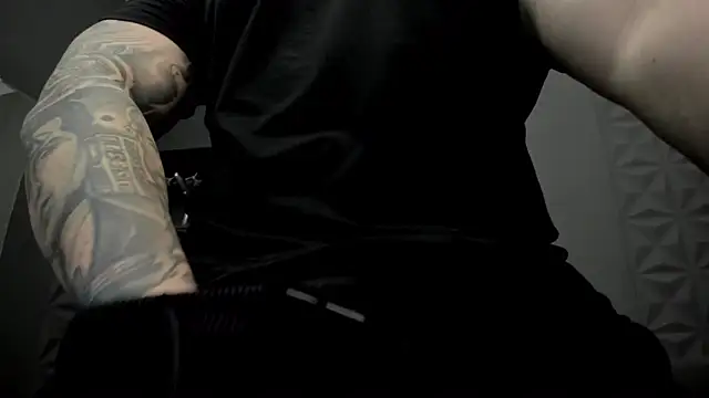 TonyWilcox online show from February 24, 2025, 9:32 am