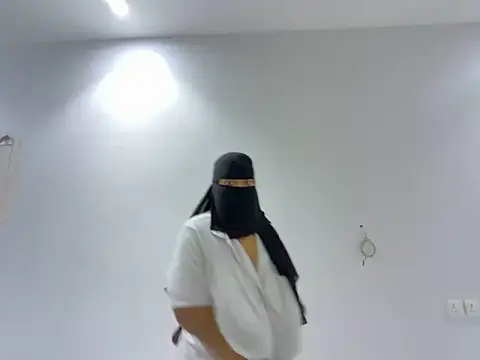 Submissive Arab online show from February 8, 2025, 5:29 pm