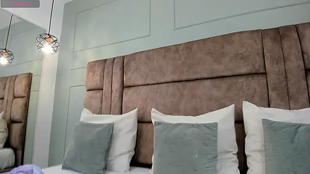 Snapshot of princesaparis chatting on February 21, 2025, 11:33 am princesaparis online show from February 21, 2025, 11:33 am