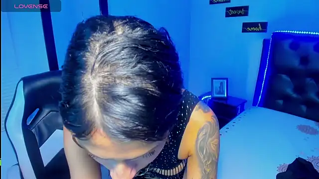 Snapshot of tamara_colliins_ chatting on February 28, 2025, 4:20 pm tamara colliins online show from February 28, 2025, 4:20 pm