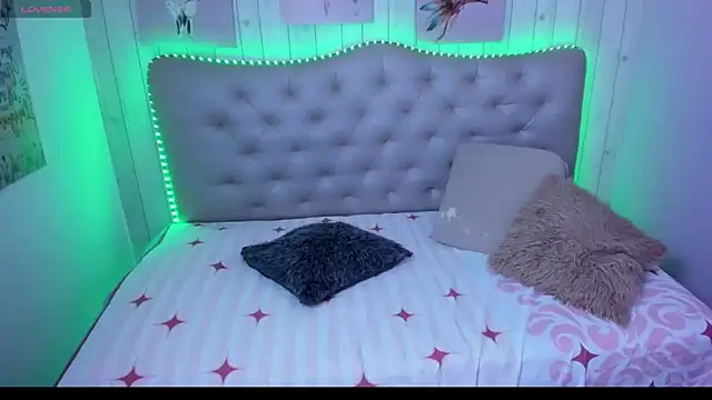 Snapshot of tamara_colliins_ chatting on March 21, 2025, 3:44 am tamara colliins online show from March 21, 2025, 3:44 am