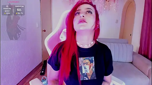 Snapshot of Mia-Bloom chatting on October 9, 2025, 2:53 am Mia-Bloom online show from October 9, 2025, 2:53 am