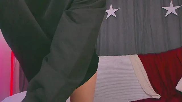 Eva Doo online show from December 16, 2025, 11:43 pm