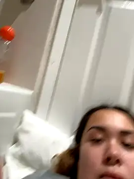 toxicamami online show from November 11, 2025, 9:15 pm