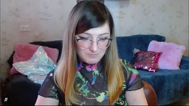 Arielsssplash online show from October 30, 2025, 8:05 am