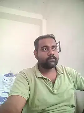 Soumik94 online show from May 10, 2026, 7:57 am