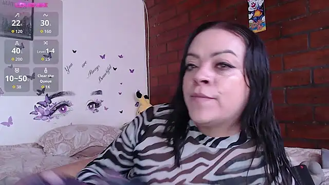 LIila28six online show from February 9, 2026, 2:54 pm