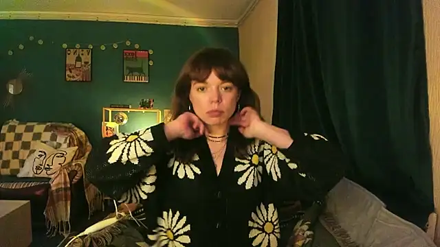 ClancyMorissey online show from November 16, 2025, 8:03 pm