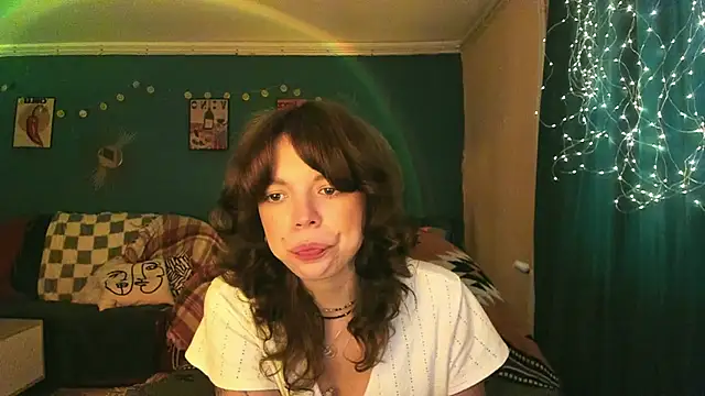 ClancyMorissey online show from June 21, 2026, 5:37 pm