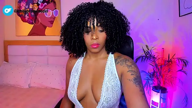 Snapshot of AitanaBrown_ chatting on May 25, 2026, 9:10 pm AitanaBrown online show from May 25, 2026, 9:10 pm