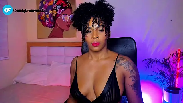 Snapshot of AitanaBrown_ chatting on June 1, 2026, 9:27 pm AitanaBrown online show from June 1, 2026, 9:27 pm