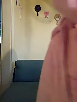 Snapshot of Adrina_Drake chatting on October 20, 2025, 2:39 pm Adrina Drake online show from October 20, 2025, 2:39 pm