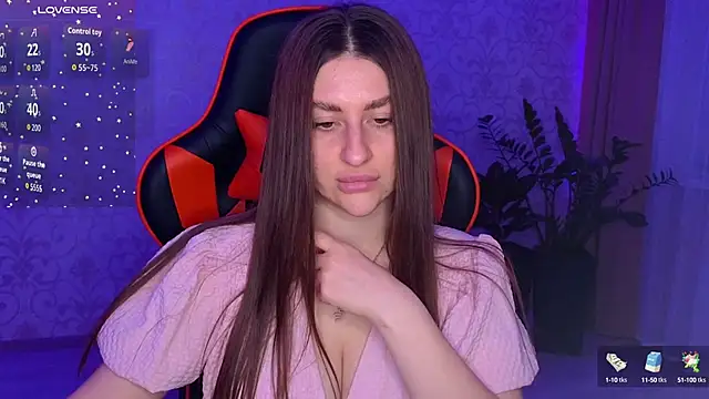 Elishka  online show from October 12, 2025, 5:45 pm