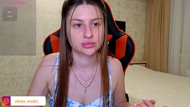 Snapshot of Elishka_ chatting on June 28, 2026, 11:33 pm Elishka online show from June 28, 2026, 11:33 pm