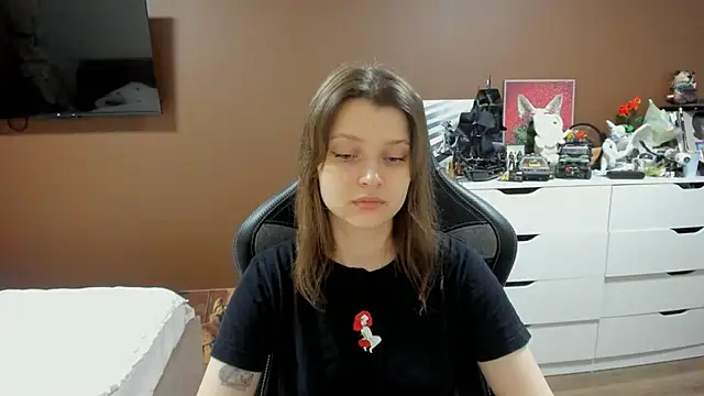 Snapshot of SoniNesti chatting on June 26, 2026, 3:49 pm SoniNesti online show from June 26, 2026, 3:49 pm