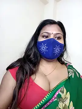 Snapshot of cutee__crazy chatting on January 20, 2025, 5:59 pm cutee crazy online show from January 20, 2025, 5:59 pm